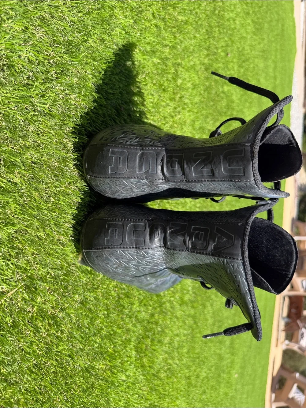 Under Armour Men’s Black and Gray High-Top Athletic Cleats